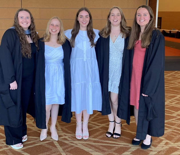 BSN '22 graduates wait for ceremony
