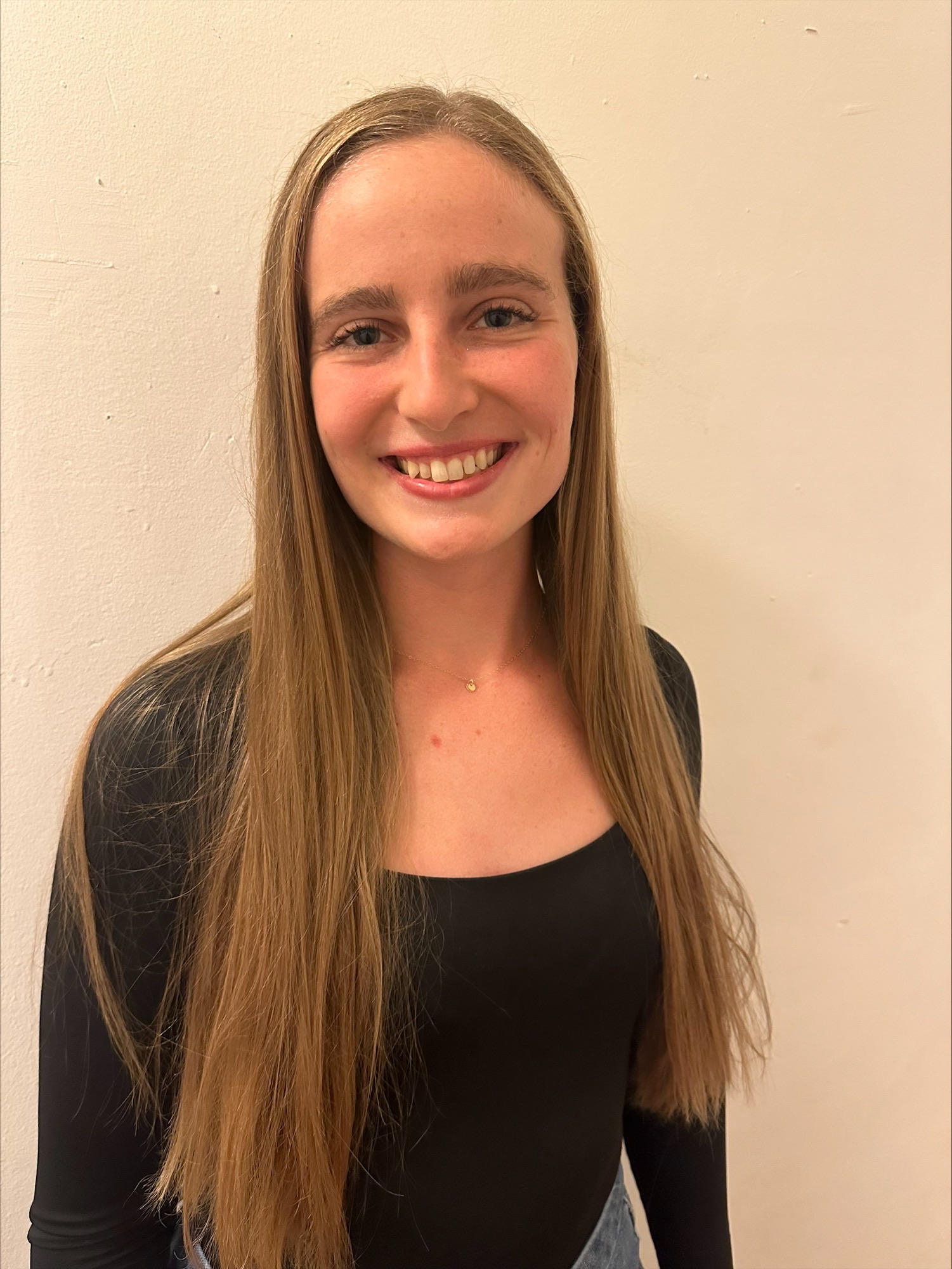 Angelina McNulty head shot