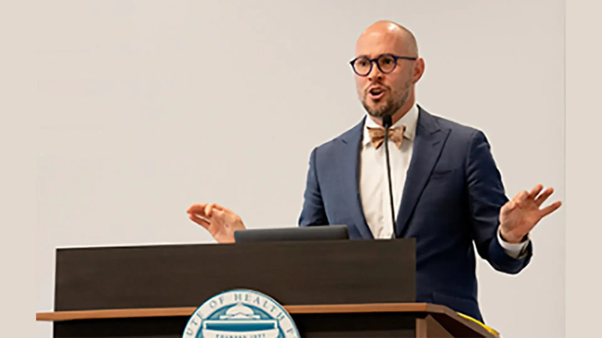 Photo of Dr. Tim Cunningham