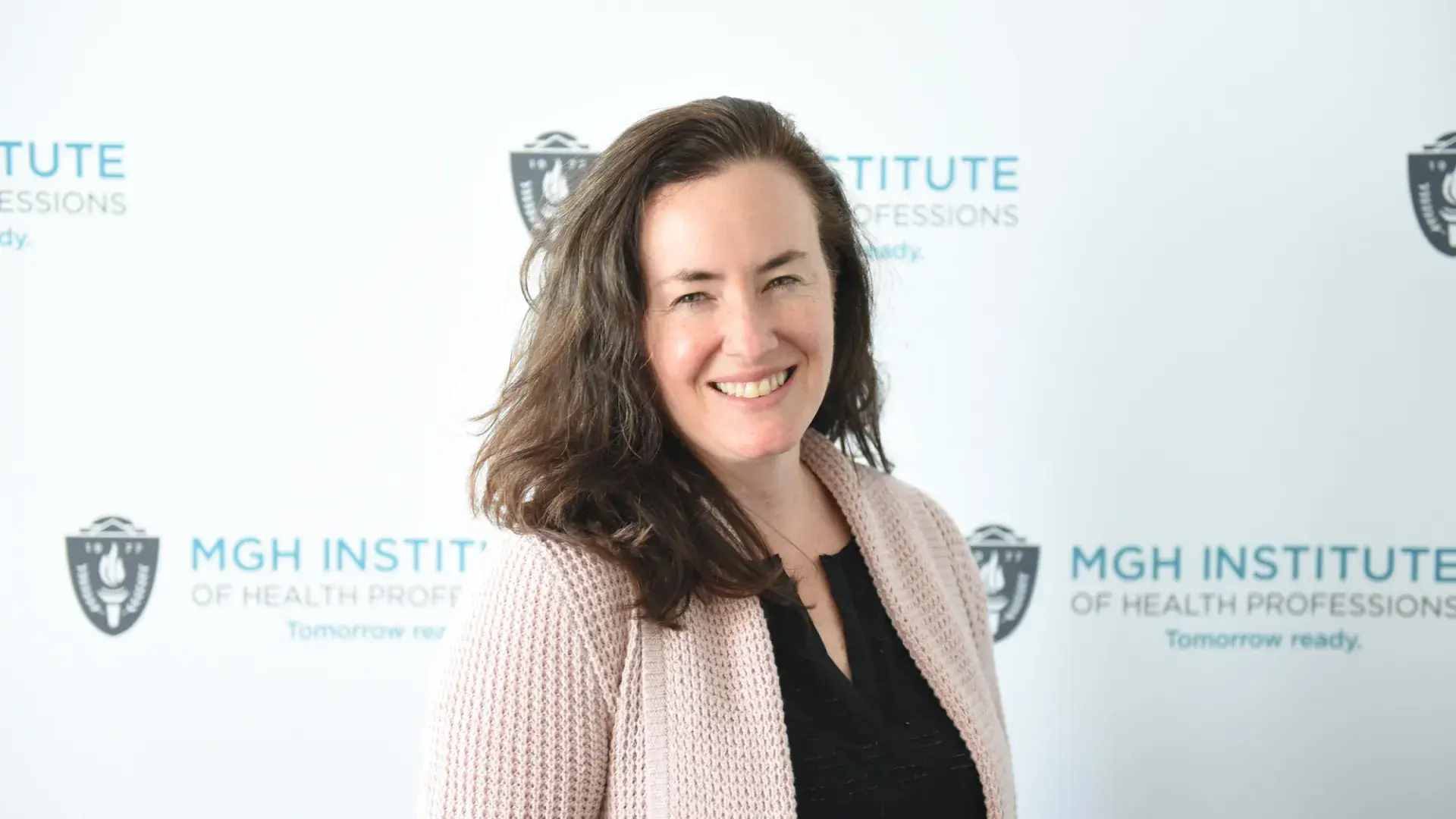 profile photo of laura