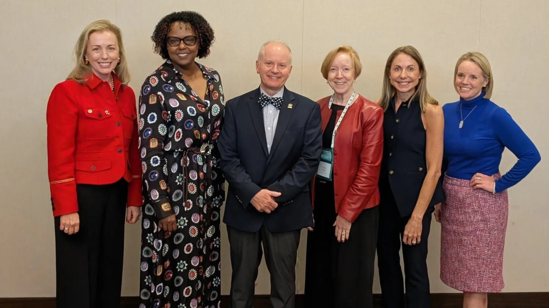 people lined up for pic 