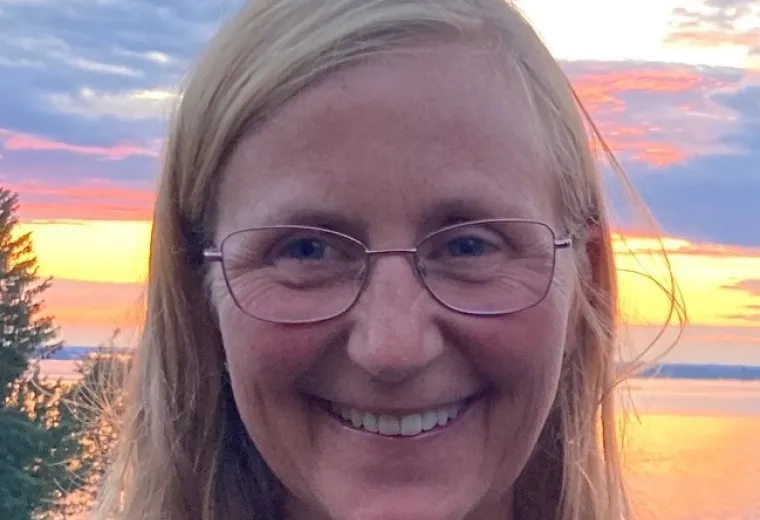 Sarah Rossmassler with sunset background