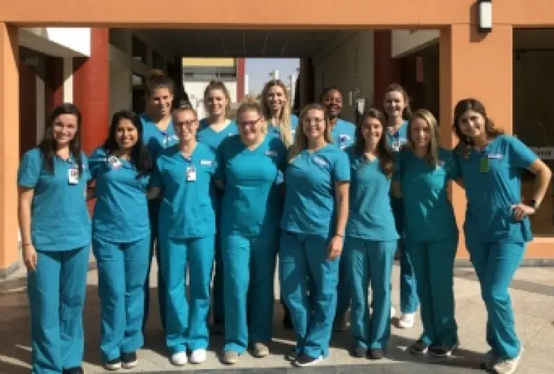 ABSN students in Peru