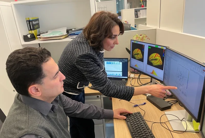 researcher with assistant 