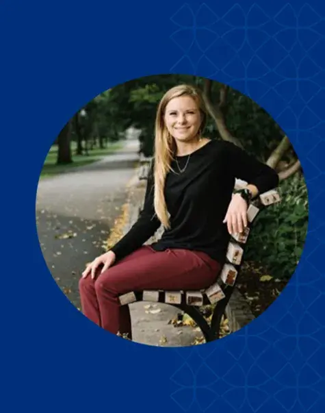 profile photo of lauren on a park bench